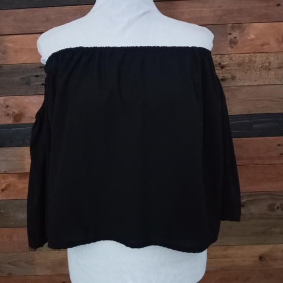 EUC Black Bandeau bell sleeve top - Small - Picture 2 of 7